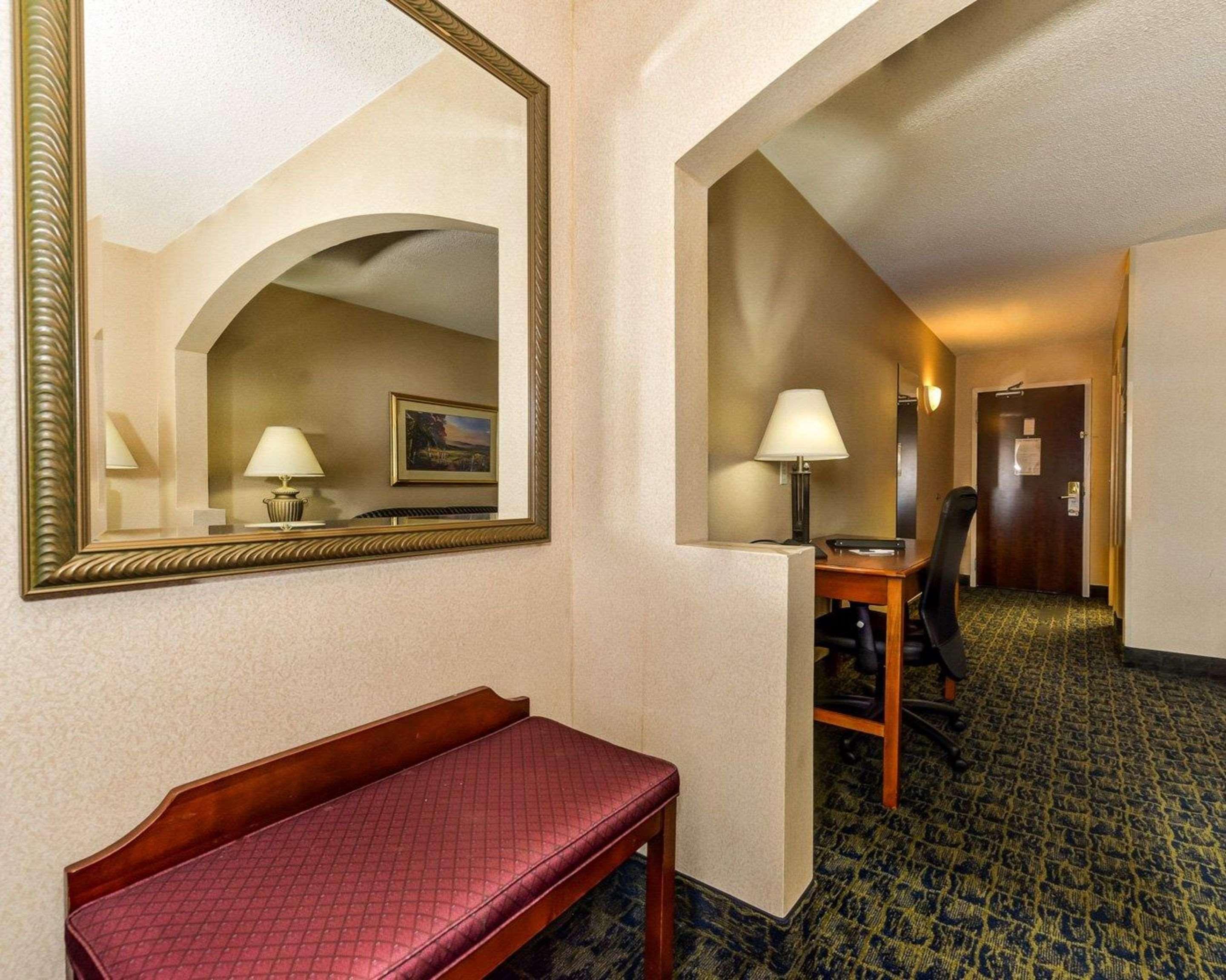 Quality Inn Spring Mills - Martinsburg North Dış mekan fotoğraf